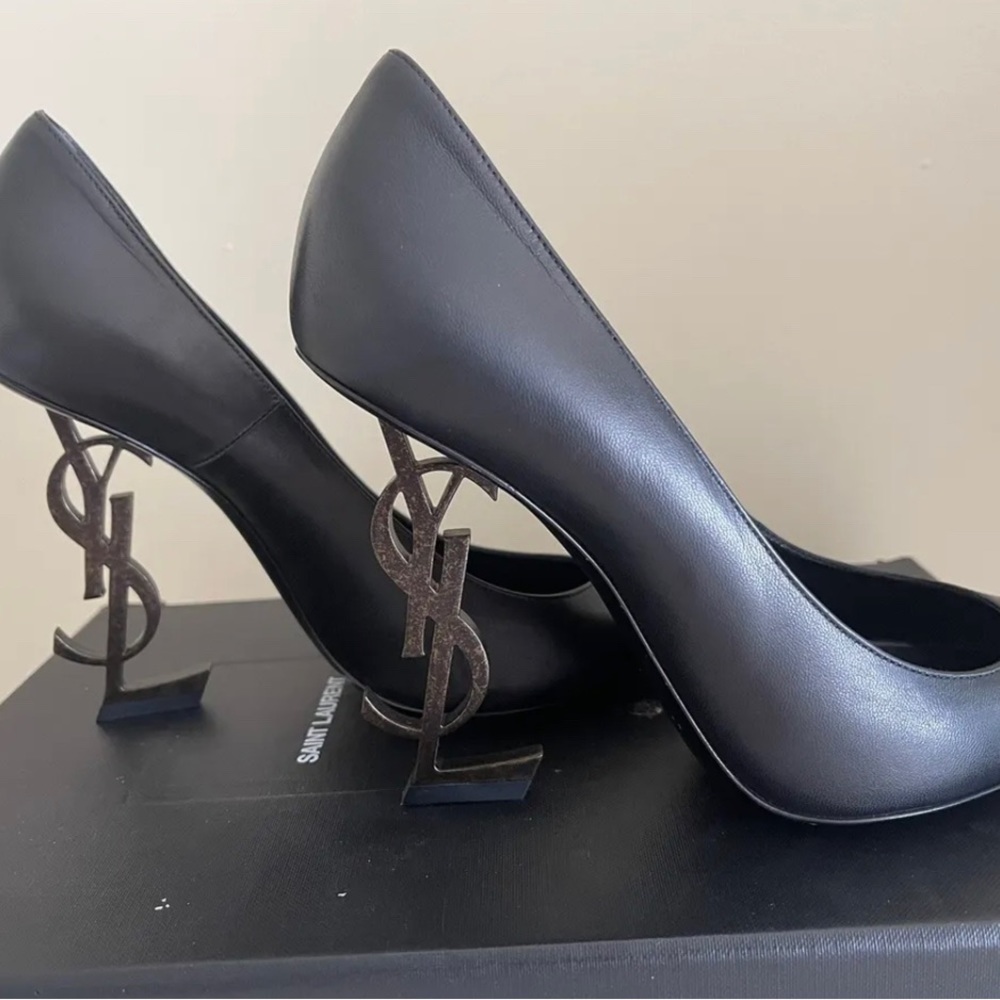 $995 NEW with box and dust bags. Saint Laurent YSL Opyum Pumps, Size EU 37, US 7